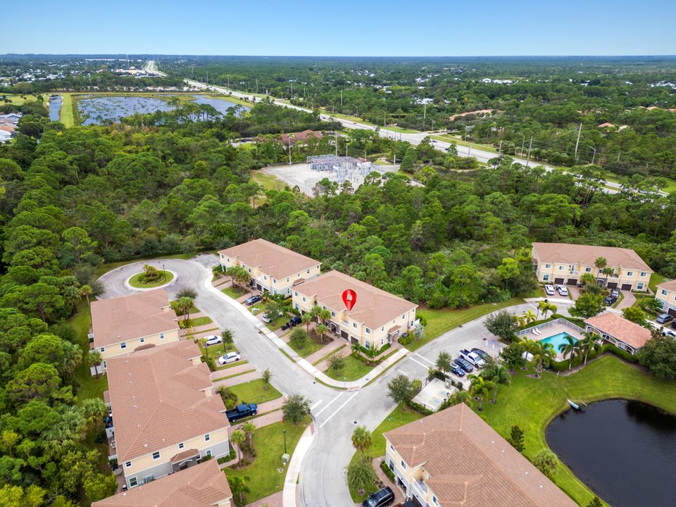 出租: $2,850 (3 贝兹, 2 浴室, 1770 平方英尺)