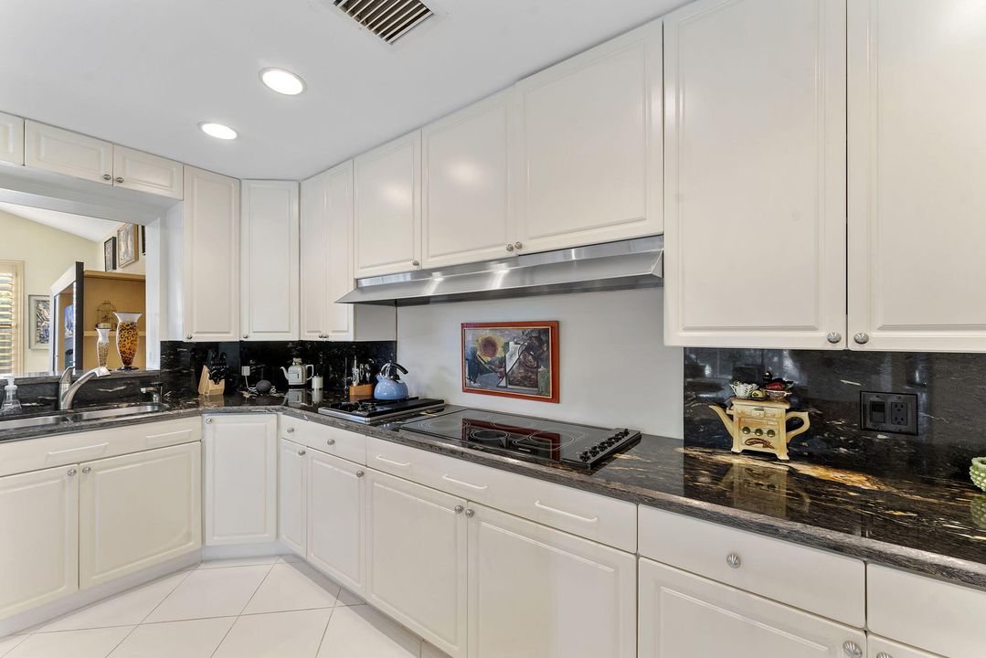 待售: $2,650,000 (5 贝兹, 4 浴室, 5734 平方英尺)