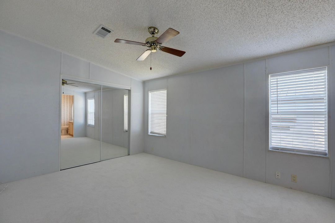 待售: $209,900 (2 贝兹, 2 浴室, 1182 平方英尺)