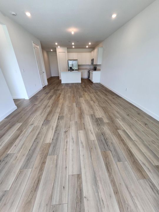 En Renta: $3,300 (2 camas, 2 baños, 1308 Pies cuadrados)