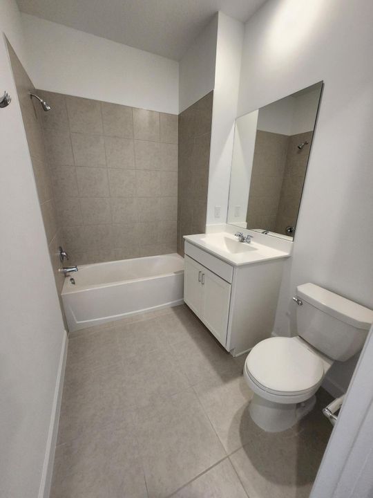 En Renta: $3,300 (2 camas, 2 baños, 1308 Pies cuadrados)