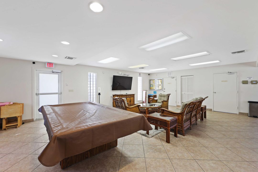 En Venta: $615,000 (3 camas, 2 baños, 2035 Pies cuadrados)