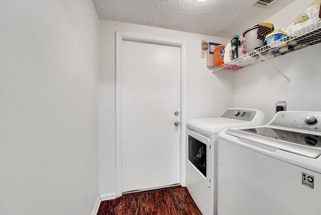 En Venta: $539,000 (3 camas, 2 baños, 2224 Pies cuadrados)