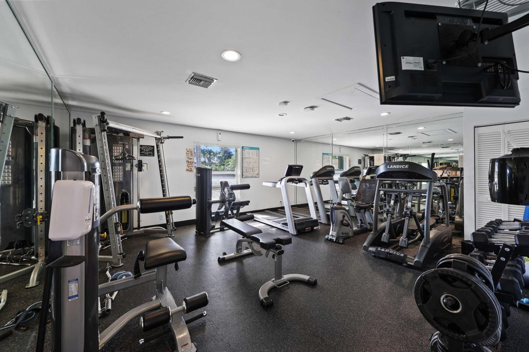 En Venta: $615,000 (3 camas, 2 baños, 2035 Pies cuadrados)