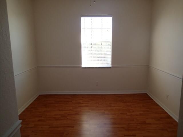 En Renta: $2,200 (3 camas, 2 baños, 1309 Pies cuadrados)