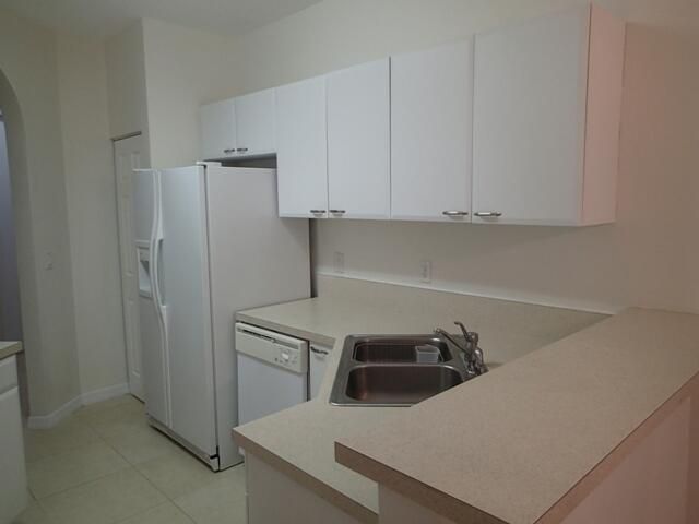 En Renta: $2,200 (3 camas, 2 baños, 1309 Pies cuadrados)