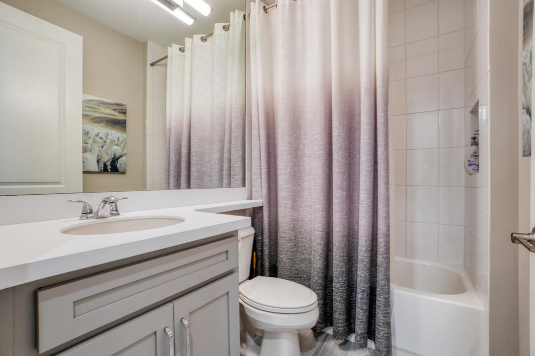 На продажу: $799,900 (3 спален, 2 ванн, 2254 Квадратных фут)