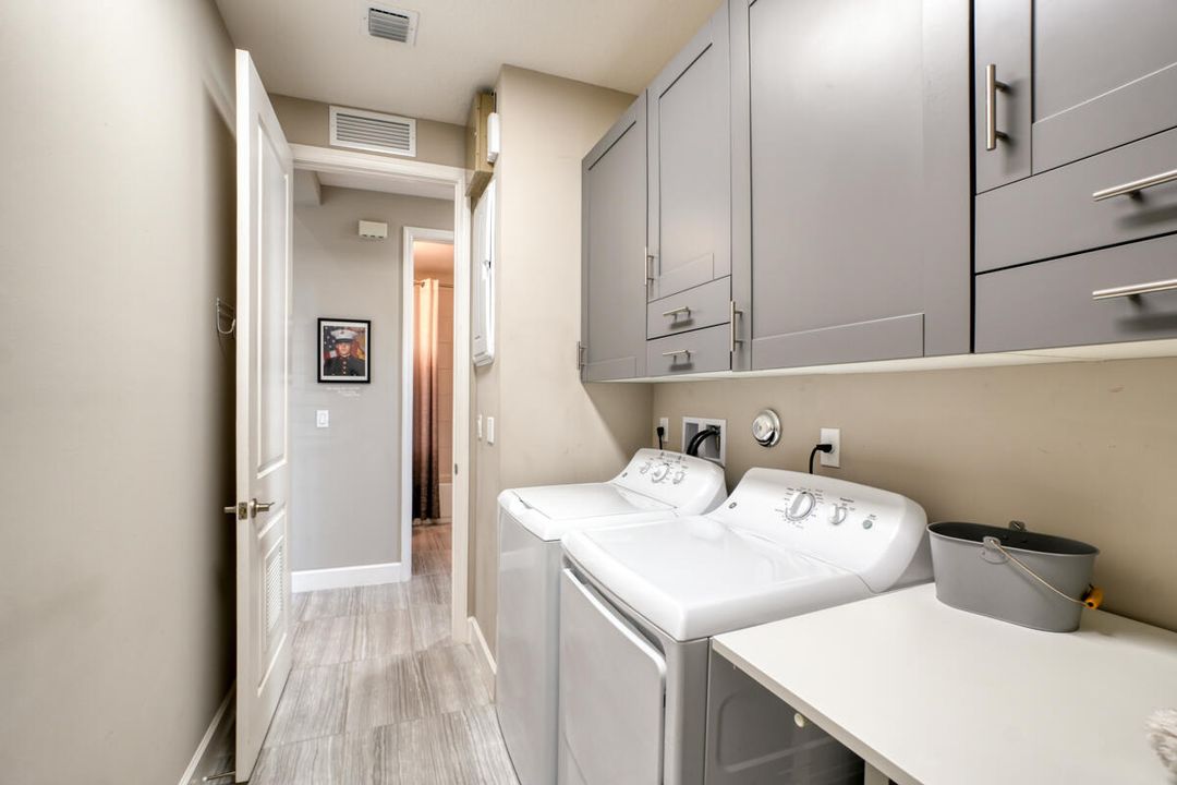 На продажу: $799,900 (3 спален, 2 ванн, 2254 Квадратных фут)