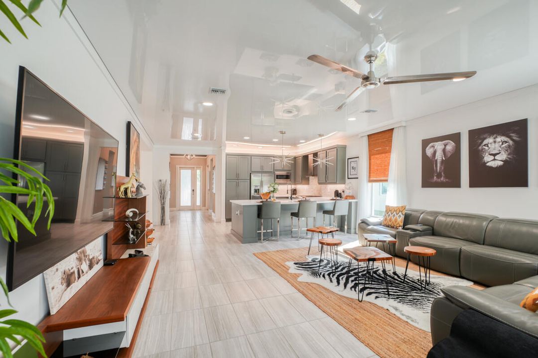 На продажу: $799,900 (3 спален, 2 ванн, 2254 Квадратных фут)