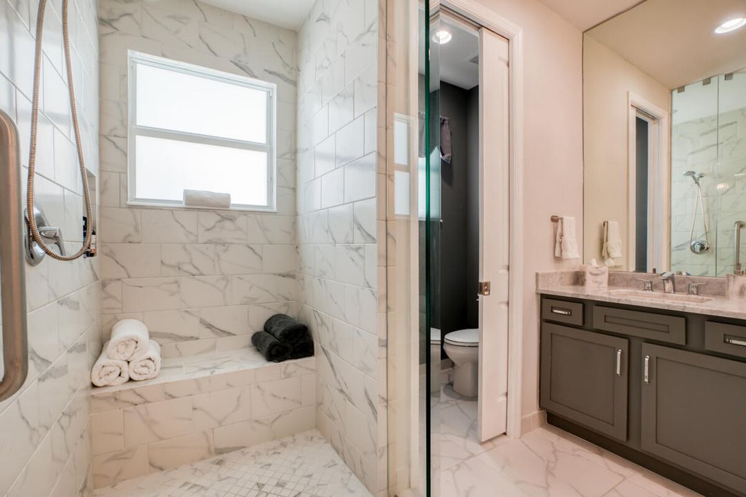 На продажу: $799,900 (3 спален, 2 ванн, 2254 Квадратных фут)