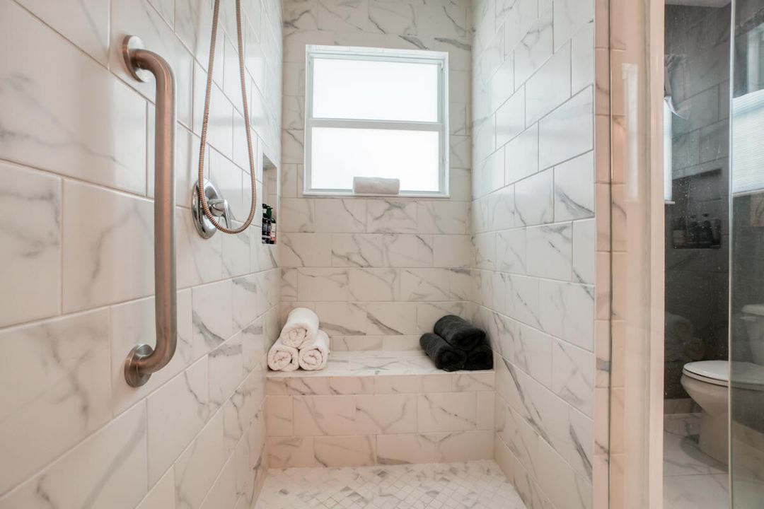 На продажу: $799,900 (3 спален, 2 ванн, 2254 Квадратных фут)