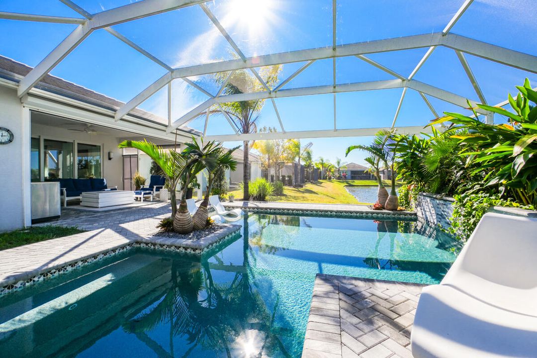 На продажу: $799,900 (3 спален, 2 ванн, 2254 Квадратных фут)