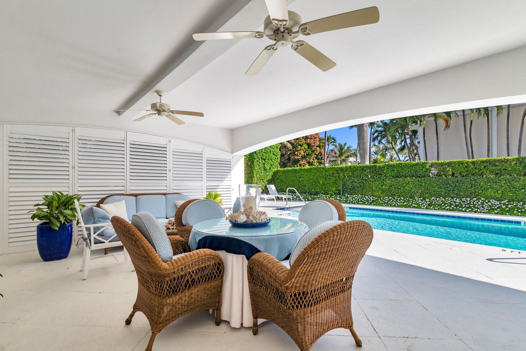 For Sale: $2,895,000 (2 beds, 2 baths, 1225 Square Feet)