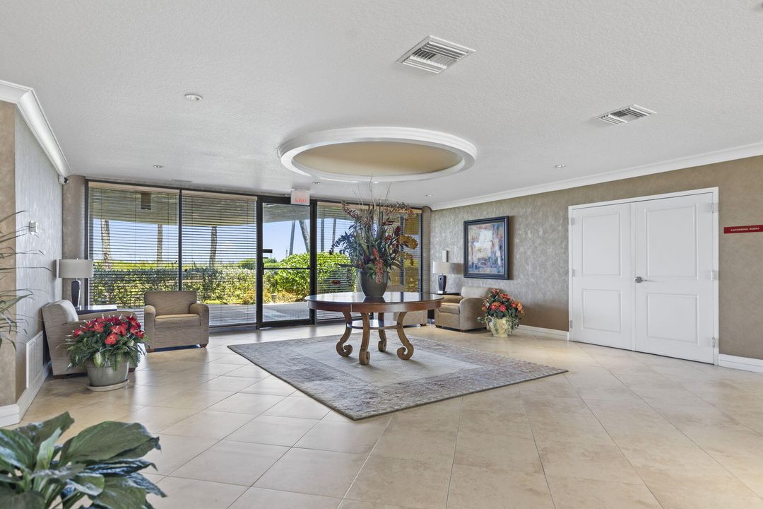 待售: $995,000 (2 贝兹, 2 浴室, 1400 平方英尺)