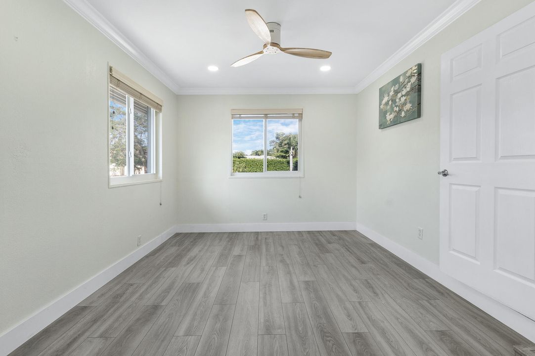 For Sale: $800,000 (3 beds, 2 baths, 1603 Square Feet)