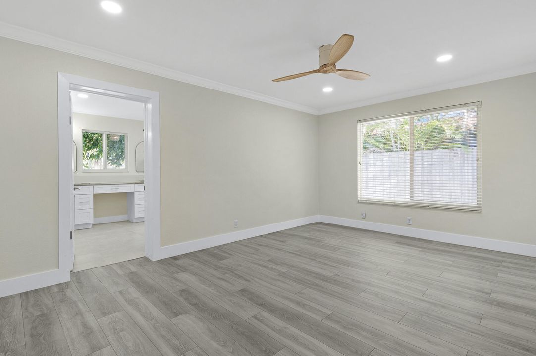 For Sale: $800,000 (3 beds, 2 baths, 1603 Square Feet)