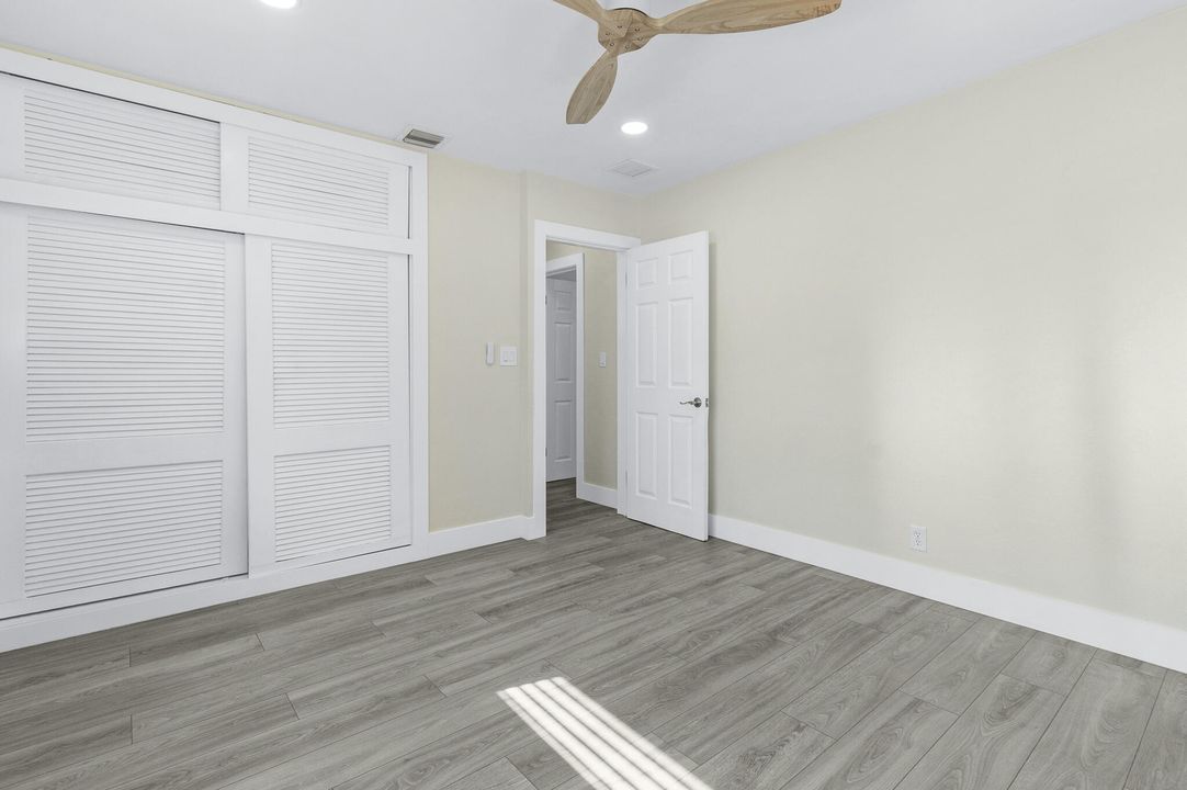 For Sale: $800,000 (3 beds, 2 baths, 1603 Square Feet)