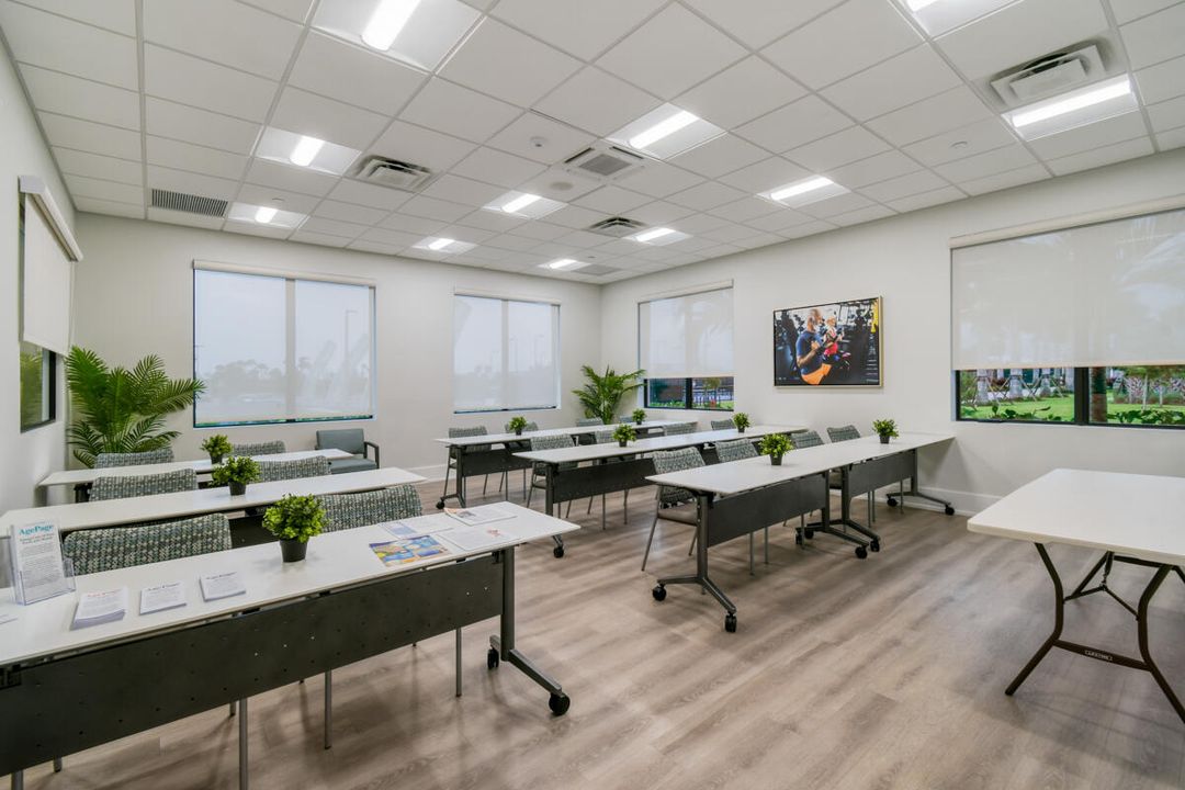 На продажу: $799,900 (3 спален, 2 ванн, 2254 Квадратных фут)