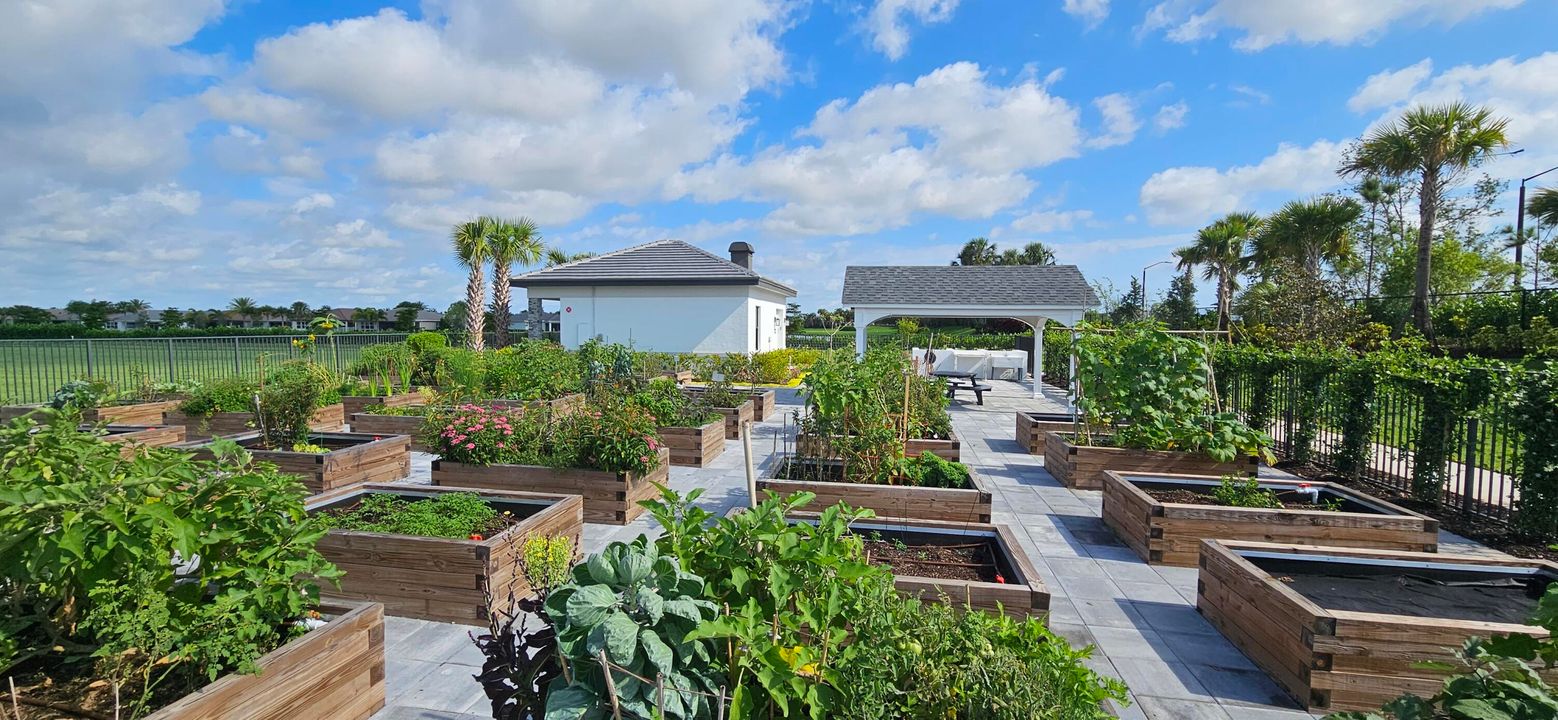 На продажу: $799,900 (3 спален, 2 ванн, 2254 Квадратных фут)