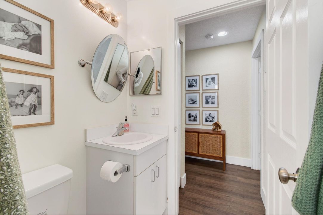 待售: $389,900 (3 贝兹, 2 浴室, 1095 平方英尺)