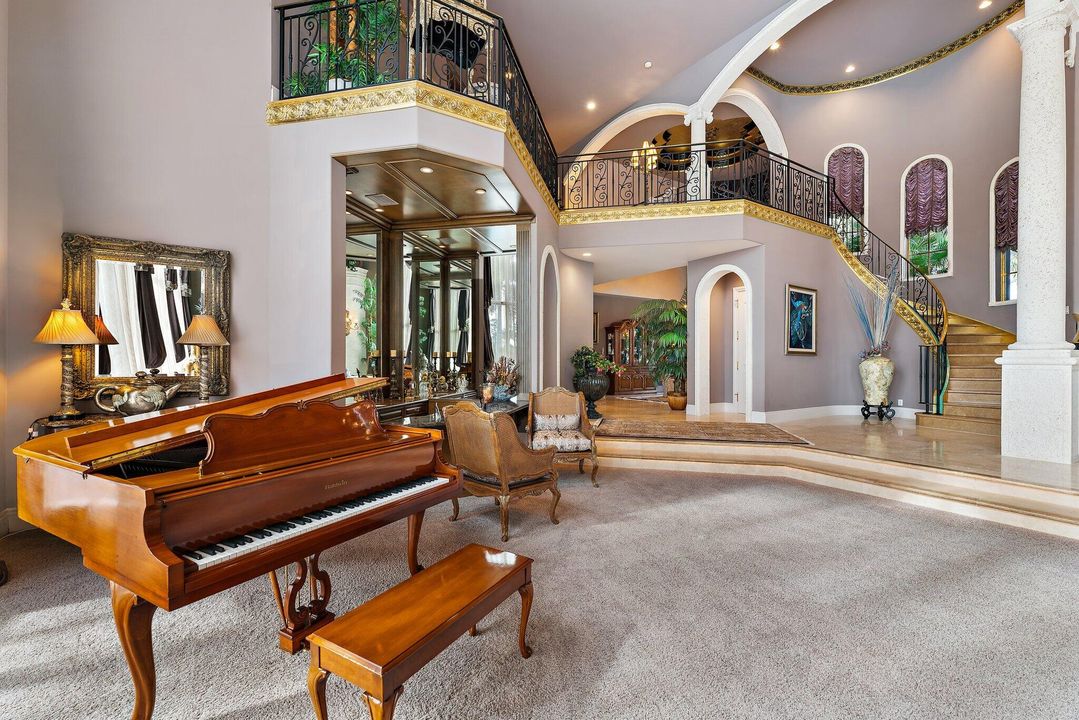 待售: $6,495,000 (5 贝兹, 5 浴室, 8758 平方英尺)