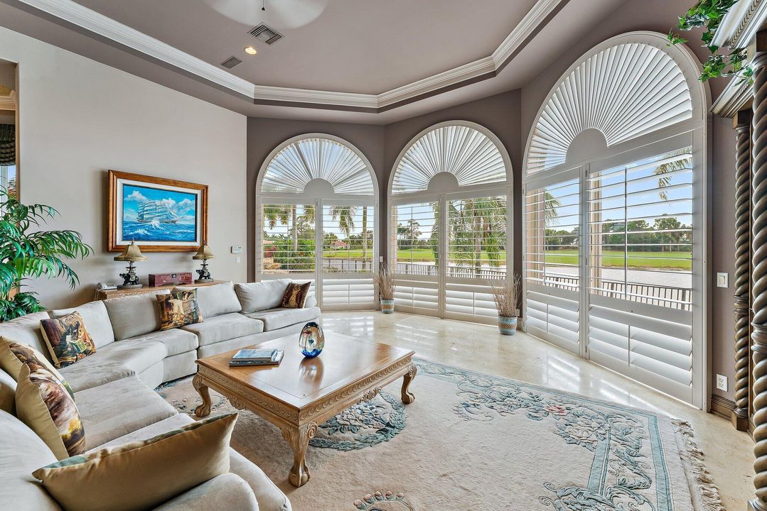 待售: $6,495,000 (5 贝兹, 5 浴室, 8758 平方英尺)