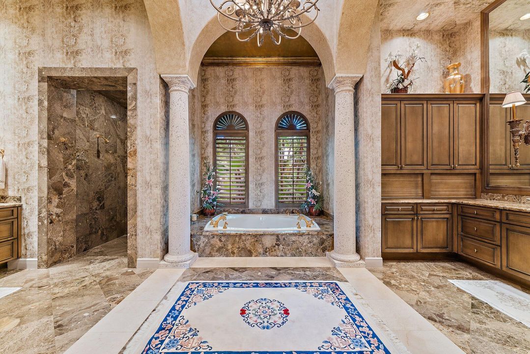 待售: $6,495,000 (5 贝兹, 5 浴室, 8758 平方英尺)