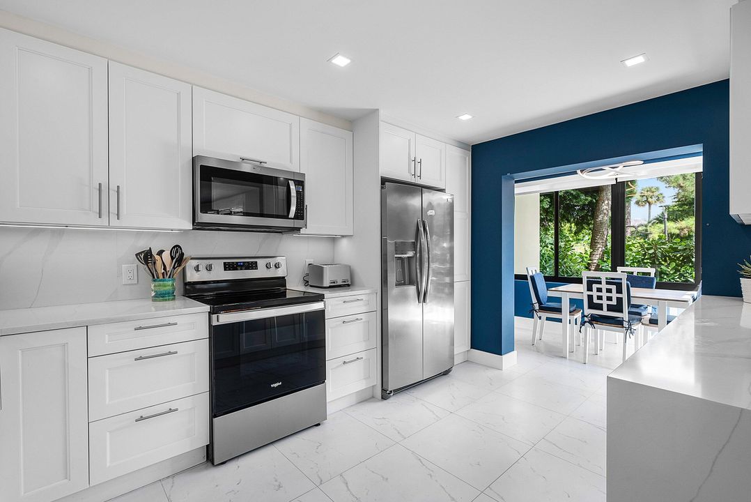 For Sale: $649,000 (3 beds, 2 baths, 1840 Square Feet)