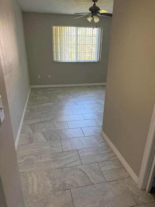 For Rent: $2,300 (2 beds, 2 baths, 1163 Square Feet)