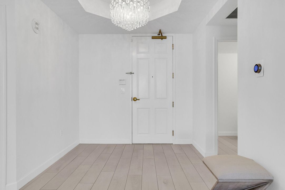 En Venta: $1,500,000 (2 camas, 2 baños, 2410 Pies cuadrados)