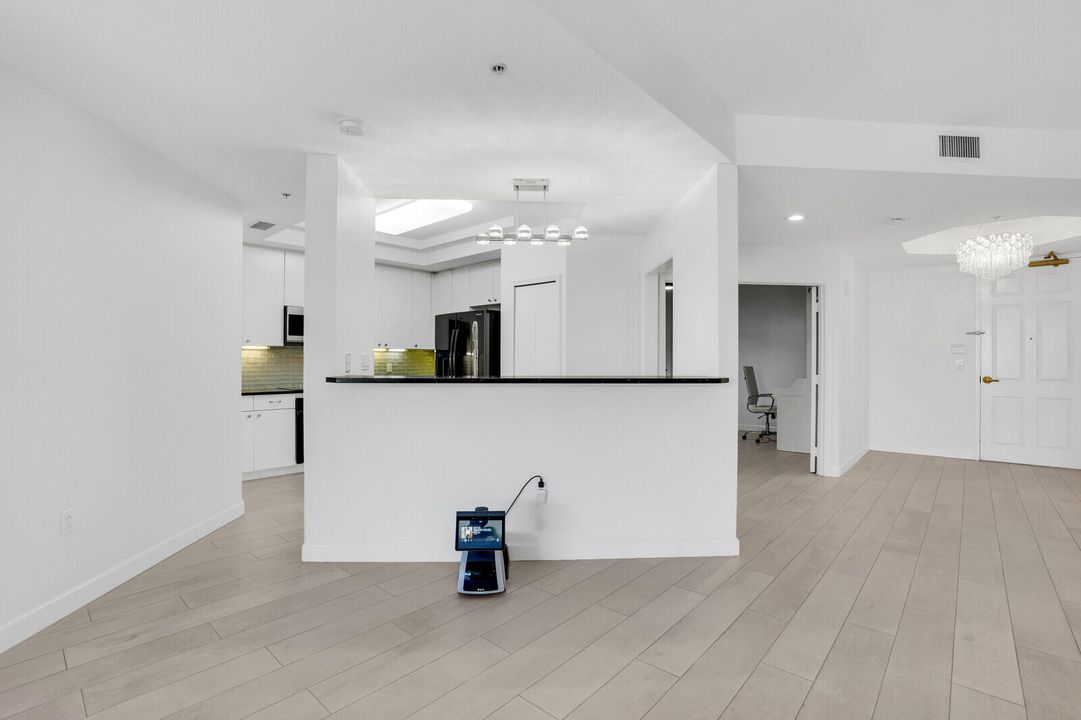 En Venta: $1,500,000 (2 camas, 2 baños, 2410 Pies cuadrados)