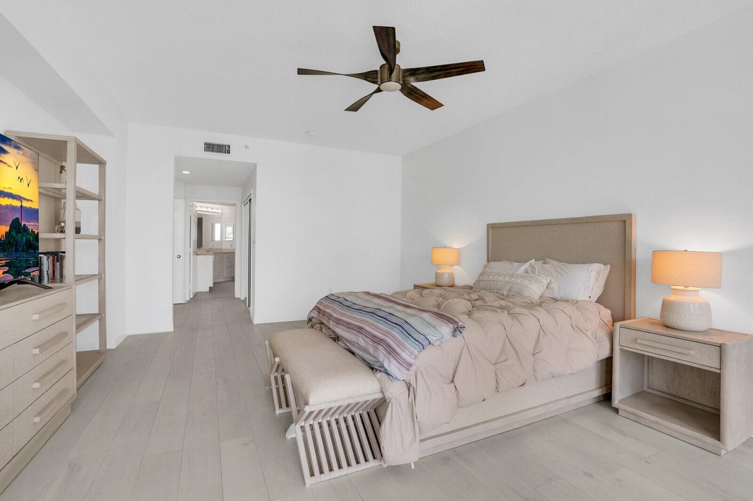 En Venta: $1,500,000 (2 camas, 2 baños, 2410 Pies cuadrados)