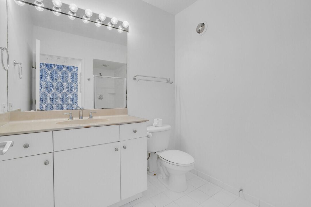 En Venta: $1,500,000 (2 camas, 2 baños, 2410 Pies cuadrados)