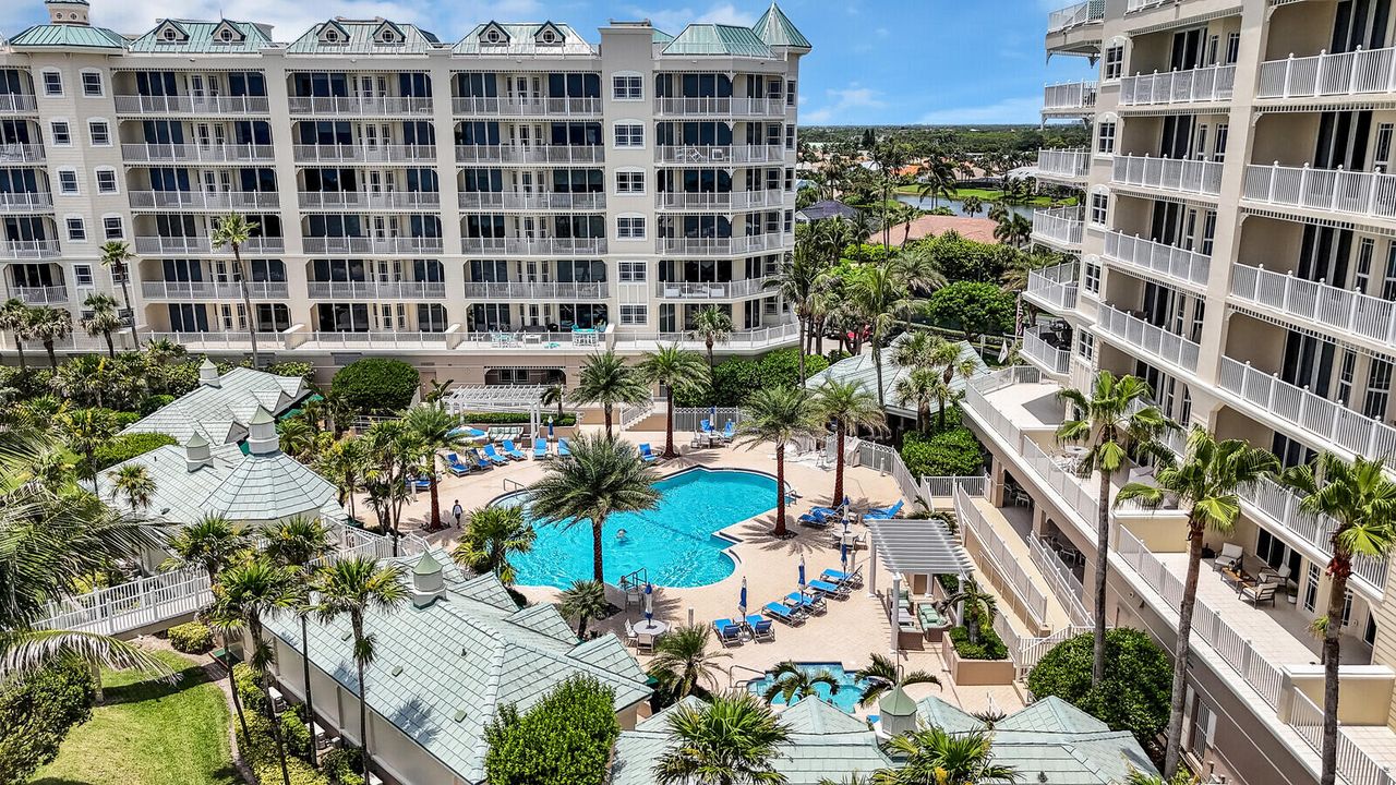 En Venta: $1,500,000 (2 camas, 2 baños, 2410 Pies cuadrados)