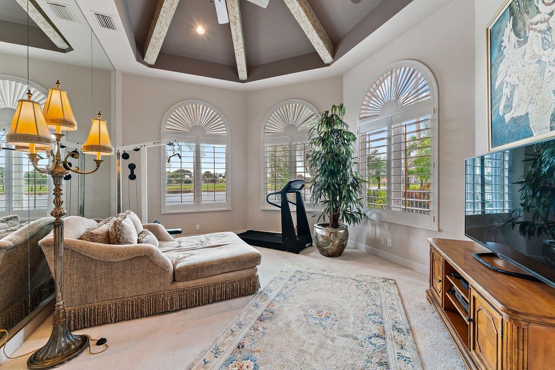 待售: $6,495,000 (5 贝兹, 5 浴室, 8758 平方英尺)