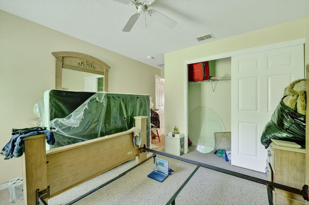 На продажу: $405,000 (4 спален, 2 ванн, 2223 Квадратных фут)