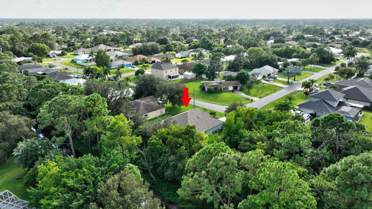 На продажу: $405,000 (4 спален, 2 ванн, 2223 Квадратных фут)