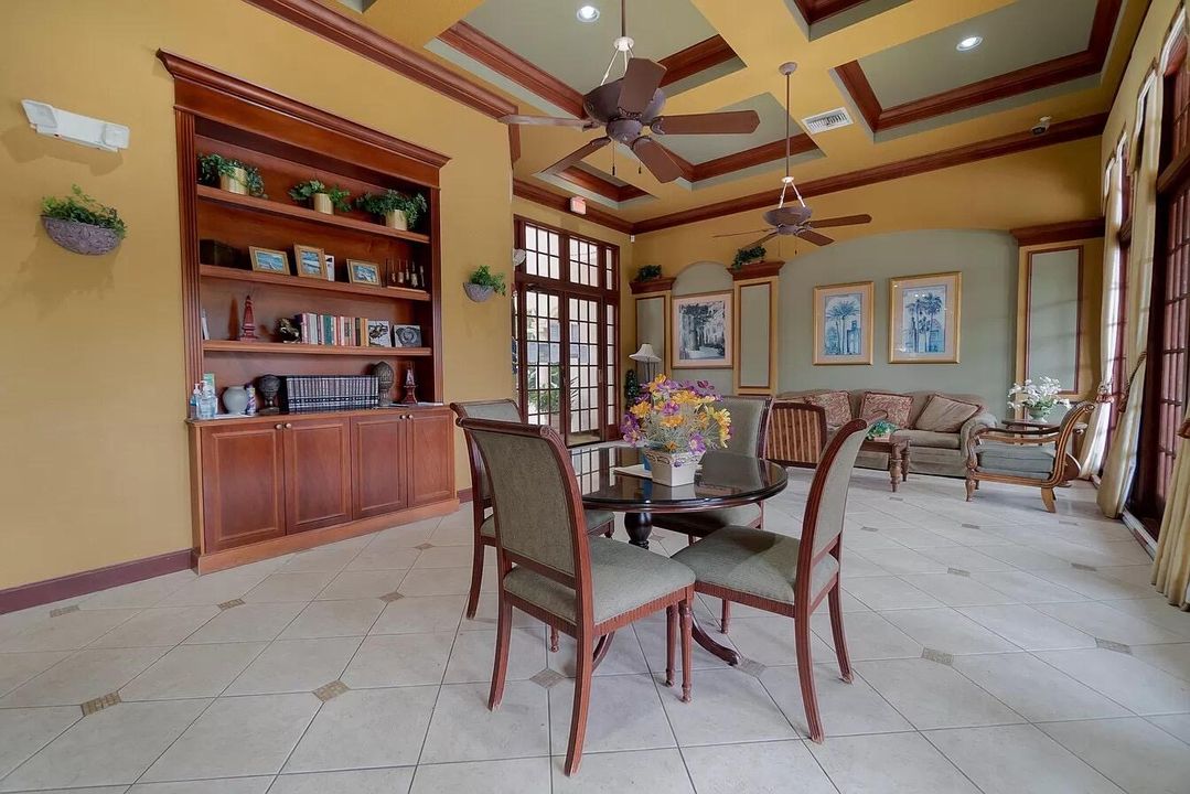 For Rent: $2,300 (2 beds, 2 baths, 1163 Square Feet)