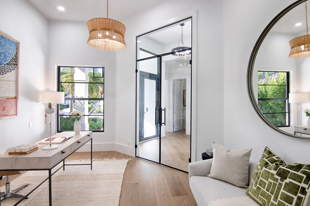 En Venta: $2,850,000 (3 camas, 3 baños, 2411 Pies cuadrados)