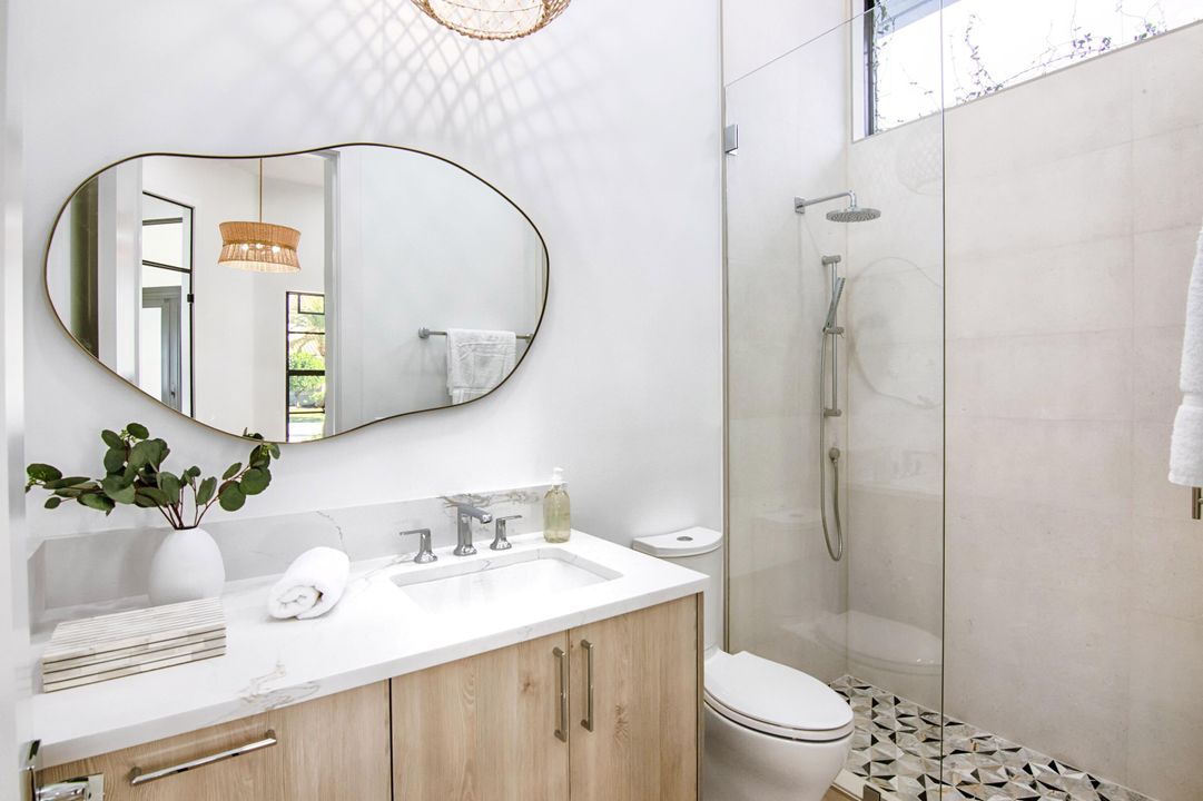 En Venta: $2,850,000 (3 camas, 3 baños, 2411 Pies cuadrados)