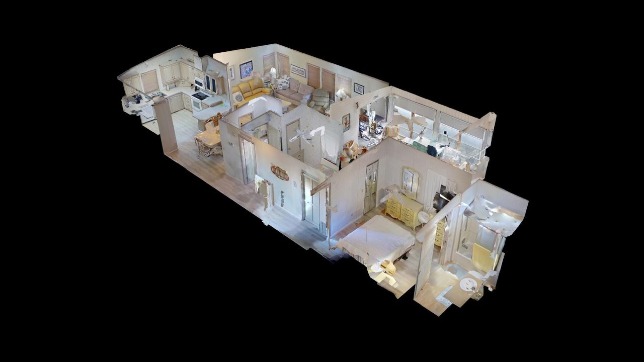 For Sale: $489,000 (2 beds, 1 baths, 912 Square Feet)