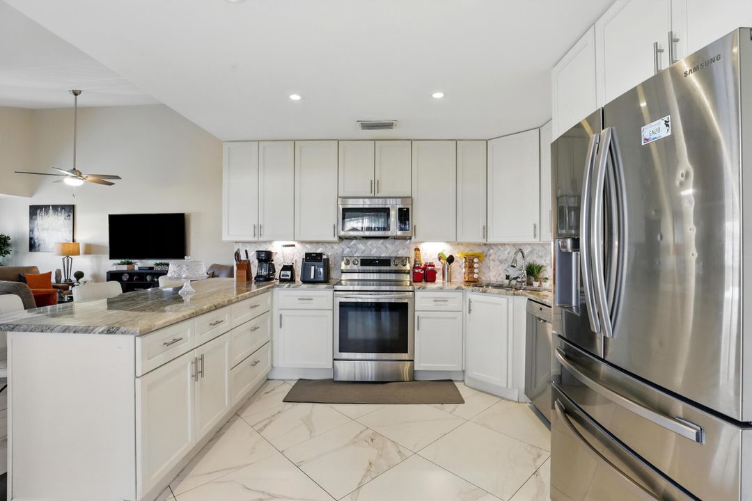 En Venta: $360,000 (3 camas, 2 baños, 1683 Pies cuadrados)