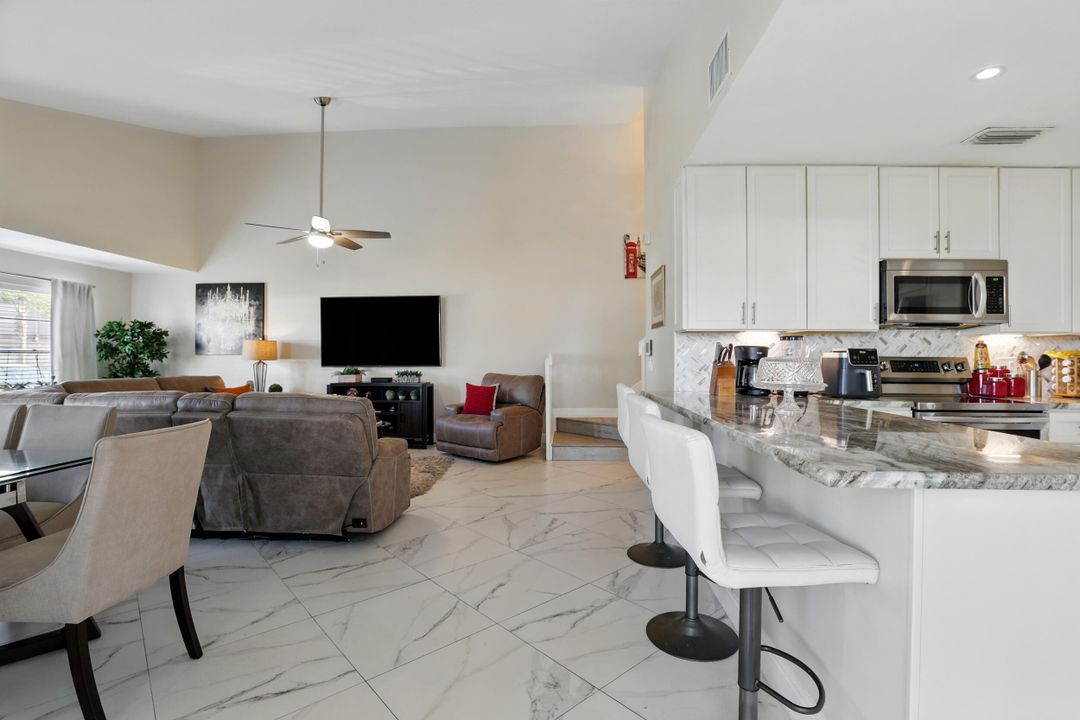 En Venta: $360,000 (3 camas, 2 baños, 1683 Pies cuadrados)