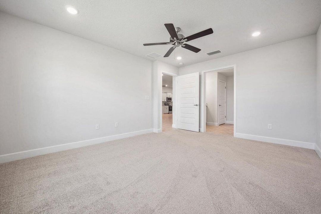 На продажу: $339,772 (3 спален, 2 ванн, 1300.8 Квадратных фут)