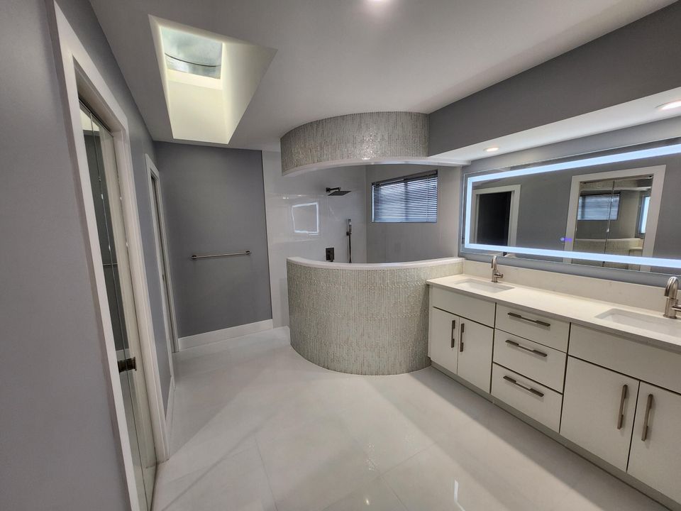 На продажу: $749,900 (3 спален, 2 ванн, 2003 Квадратных фут)