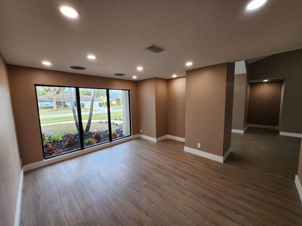 На продажу: $749,900 (3 спален, 2 ванн, 2003 Квадратных фут)