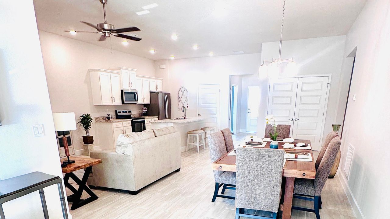 На продажу: $339,772 (3 спален, 2 ванн, 1300.8 Квадратных фут)