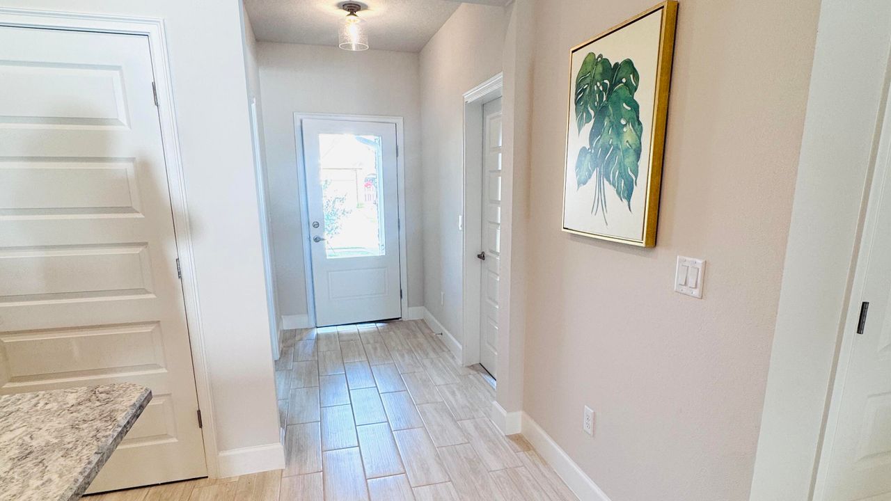 На продажу: $339,772 (3 спален, 2 ванн, 1300.8 Квадратных фут)