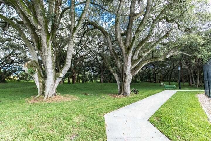 待售: $525,000 (2 贝兹, 2 浴室, 1525 平方英尺)