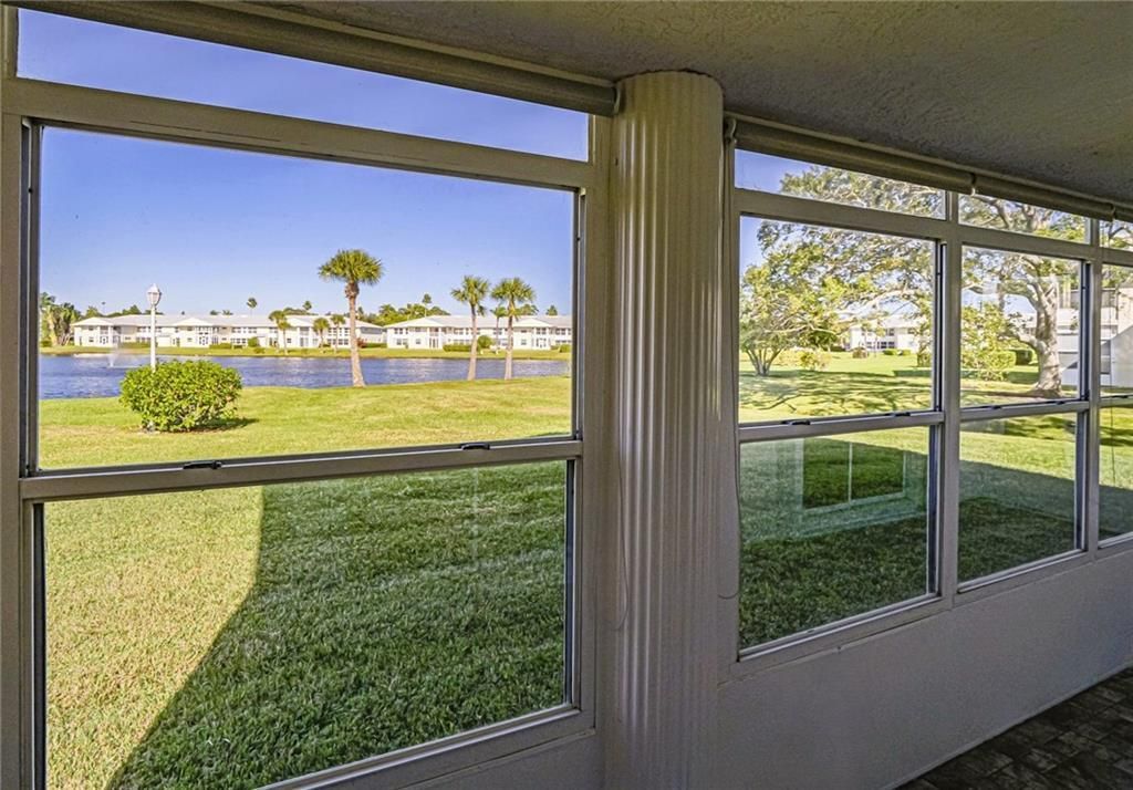 待售: $205,000 (2 贝兹, 2 浴室, 913 平方英尺)